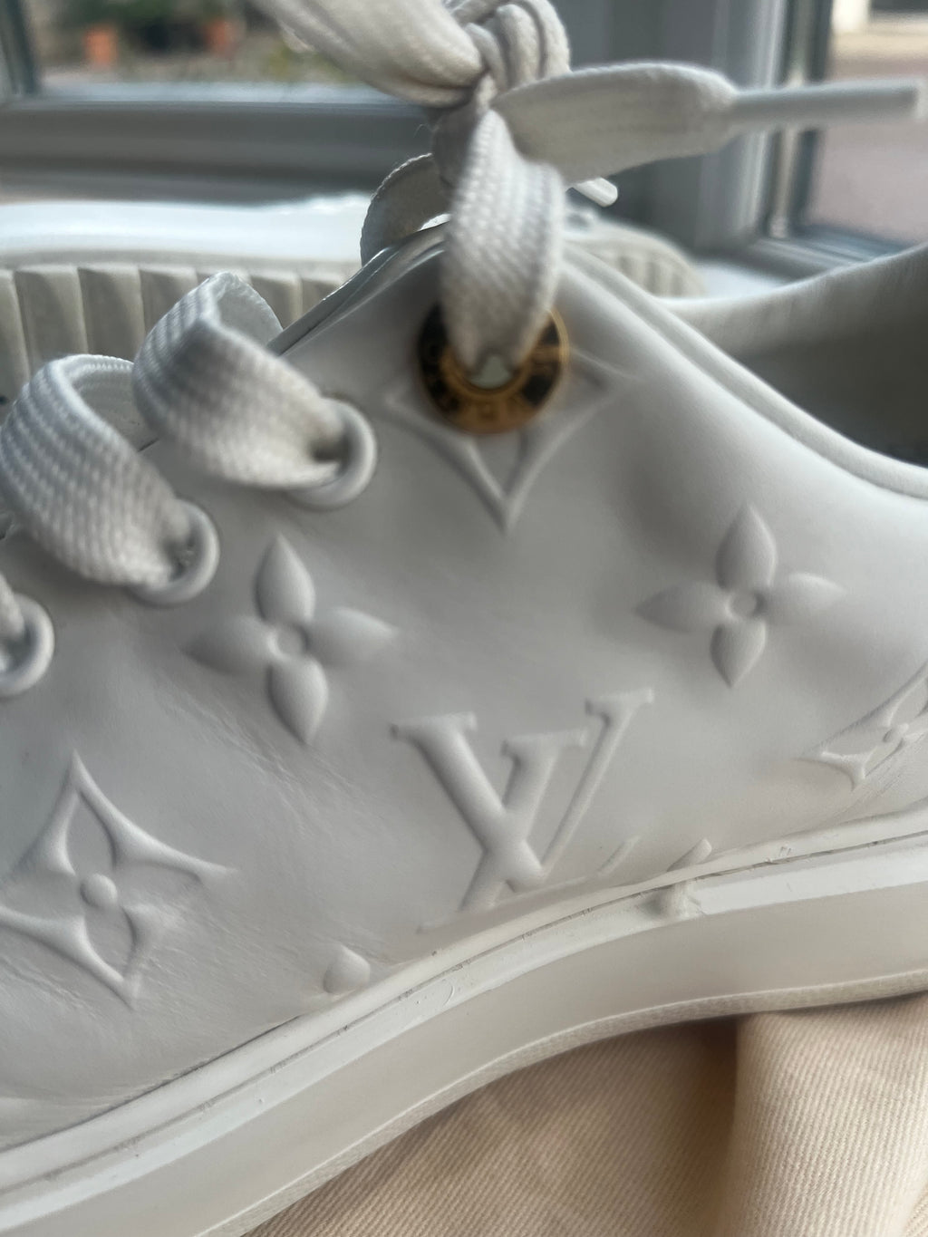 Louis Vuitton Trainers Size 39