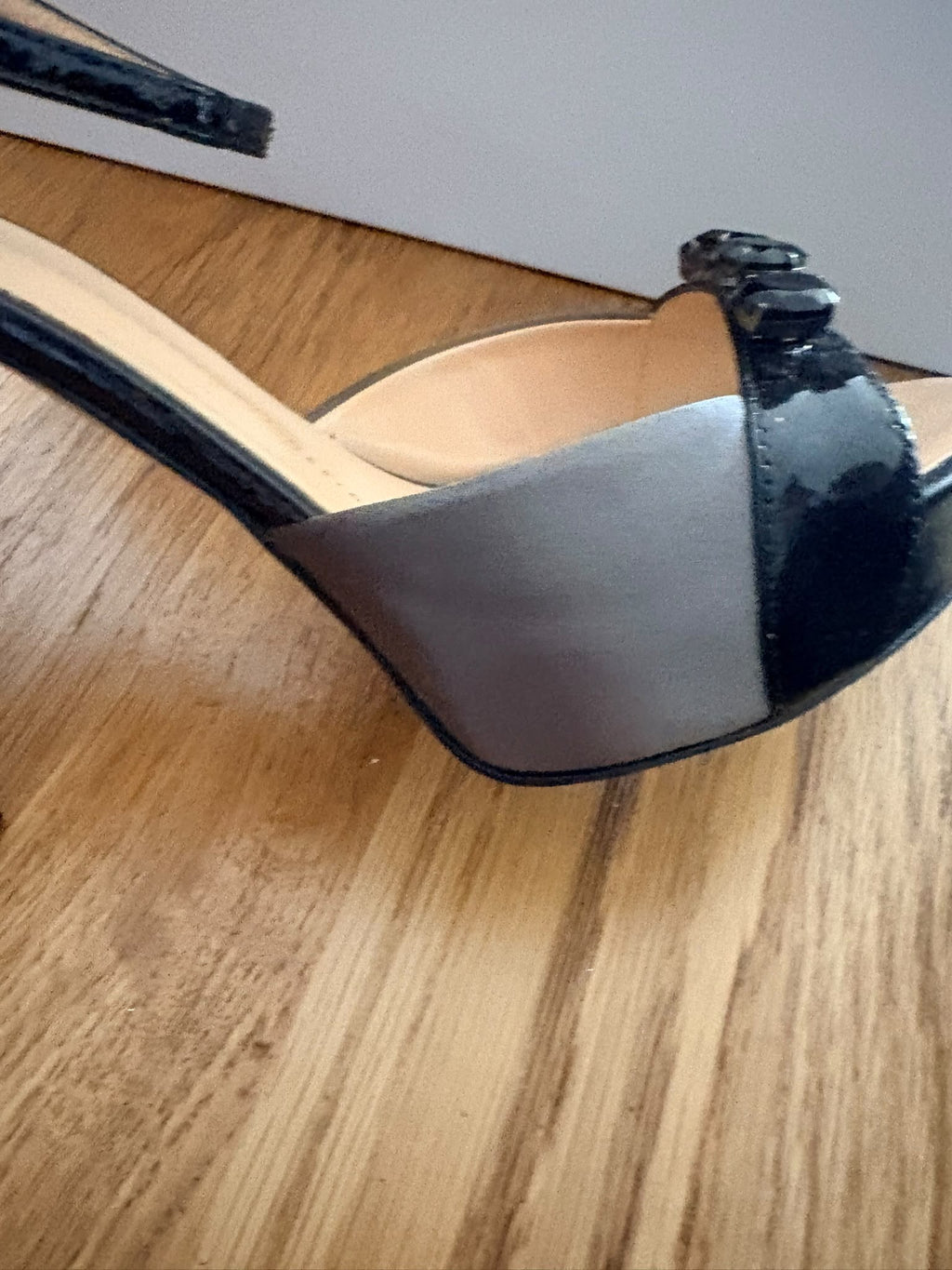 Guiseppe Zanotti Sandals Size 39.5