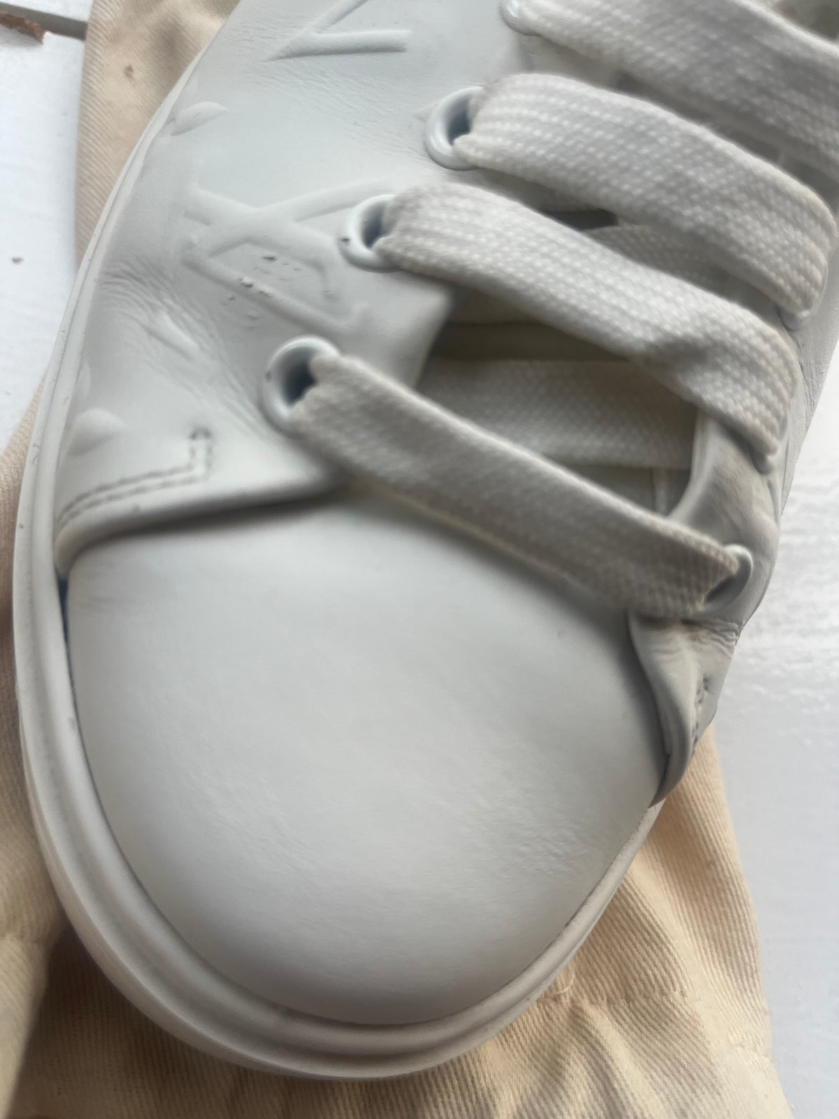 Louis Vuitton Trainers Size 39
