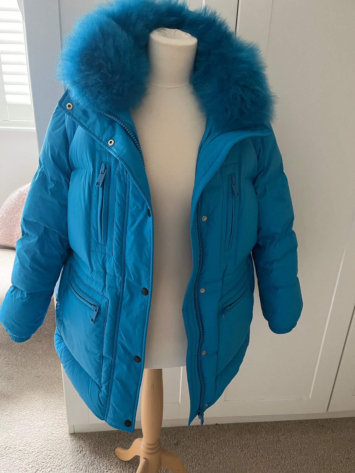Yves Salomon Coat Size 34