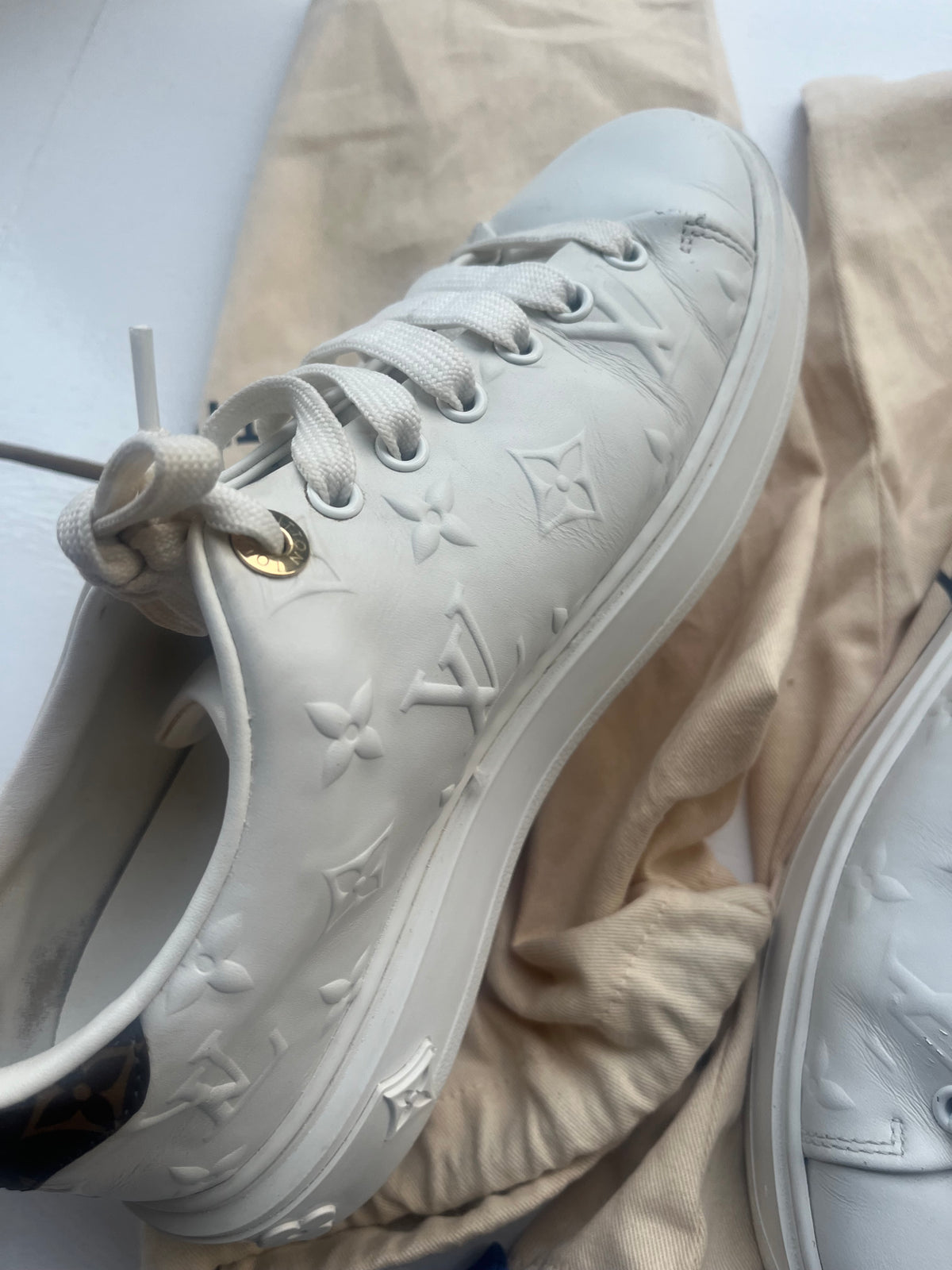 Louis Vuitton Trainers Size 39