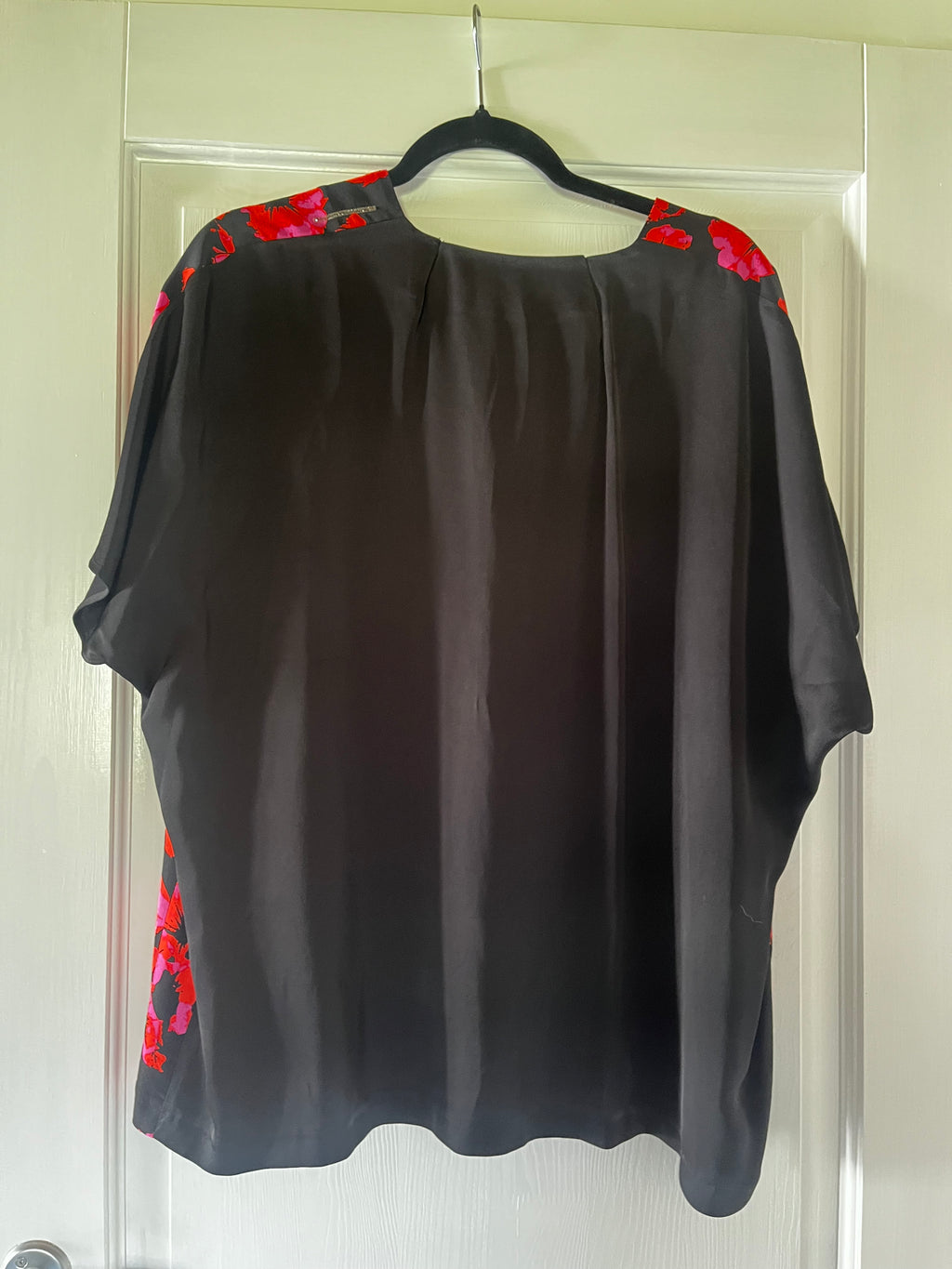 Escada Top Size 44