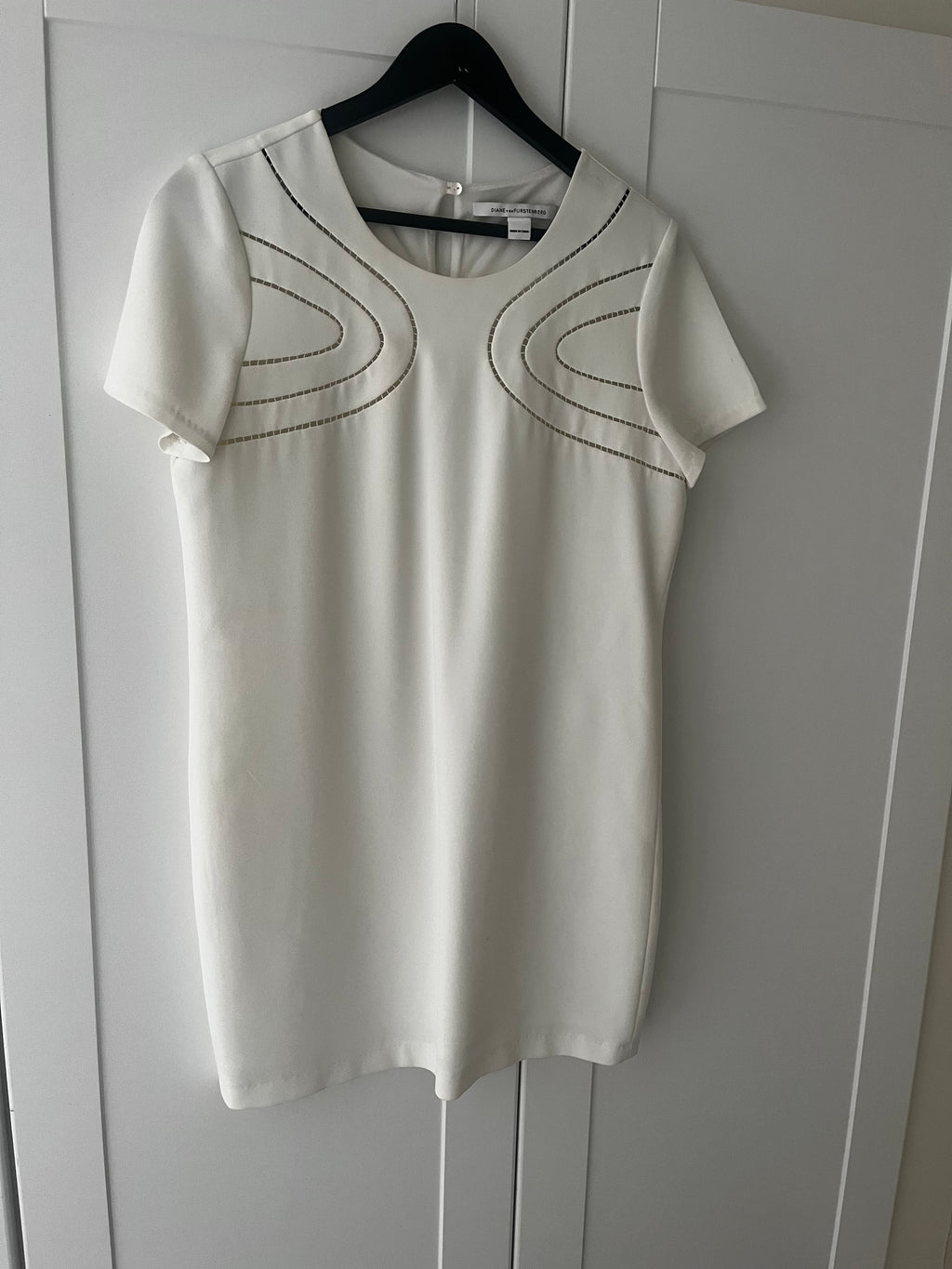 Diane Von Furstenberg White Shift Dress Size 10