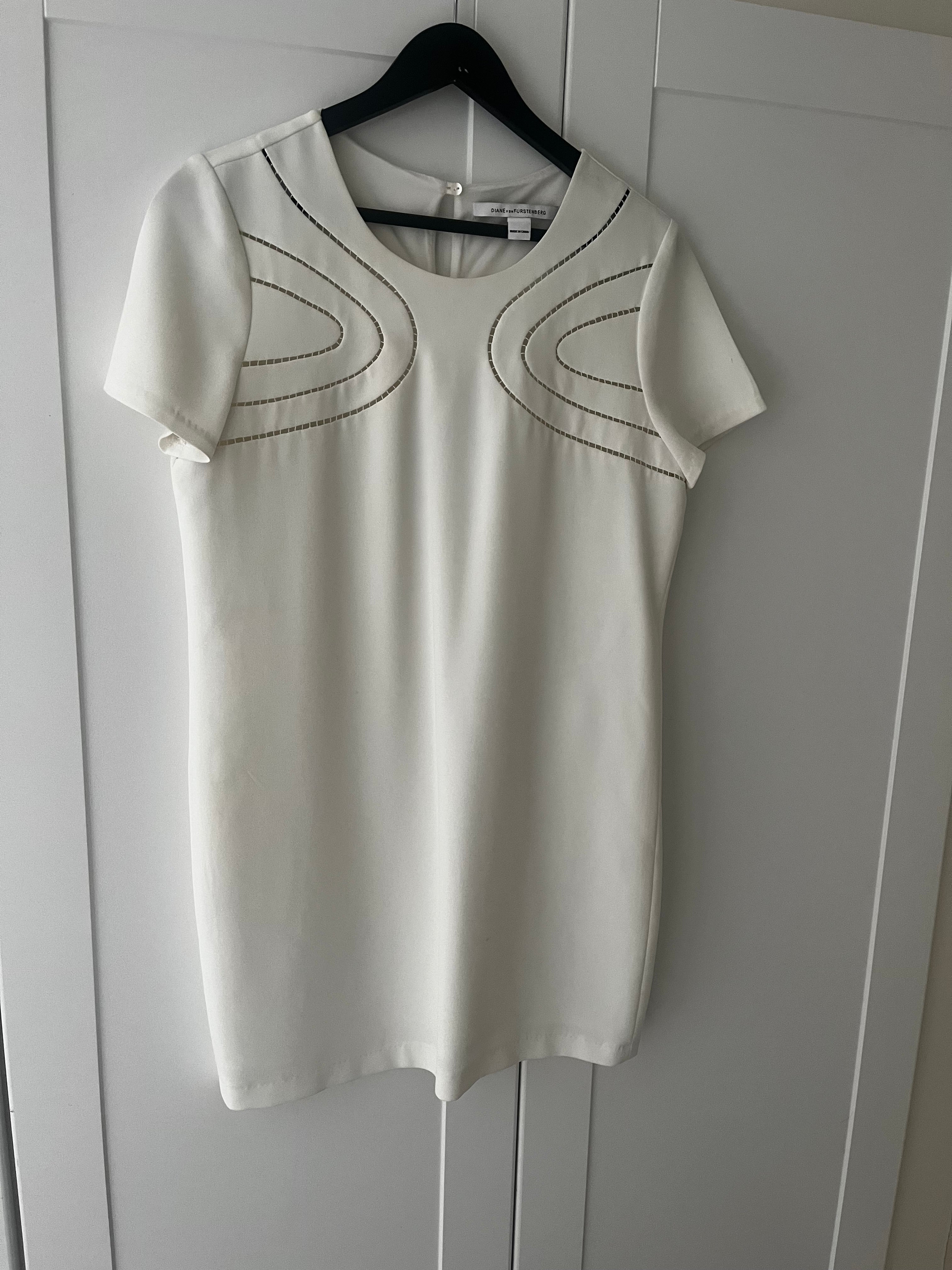 Diane Von Furstenberg White Shift Dress Size 10