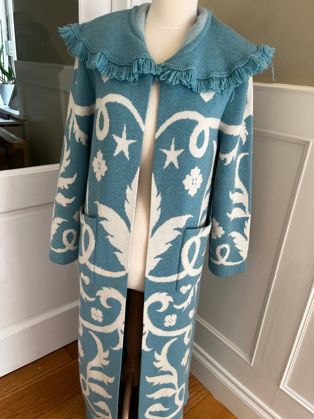 Hayley Menzies Long Cardigan Size XS