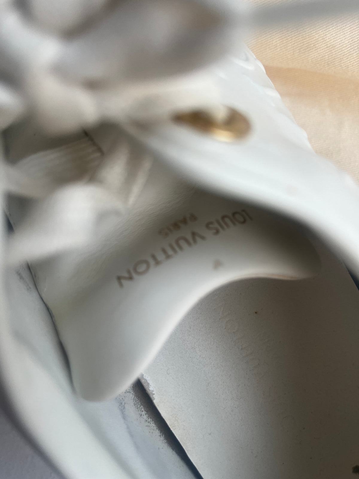 Louis Vuitton Trainers Size 39