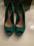 Gucci Green Suede Peeptoe Heels Size 37